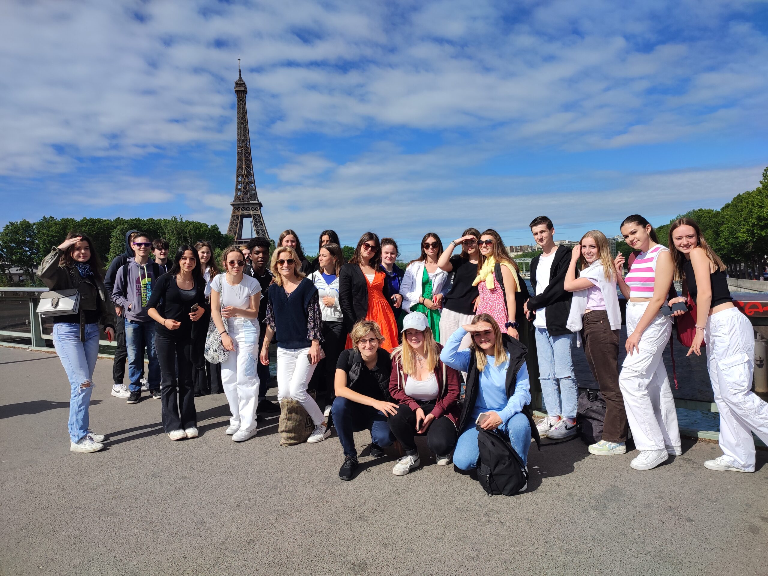 Seconde Generale La classe de seconde générale du lycée Les Rosiers en visite à Paris ...